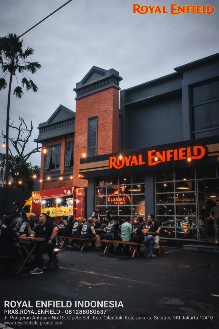 Showroom Royal Enfield Antasari Jakarta Selatan Indonesia