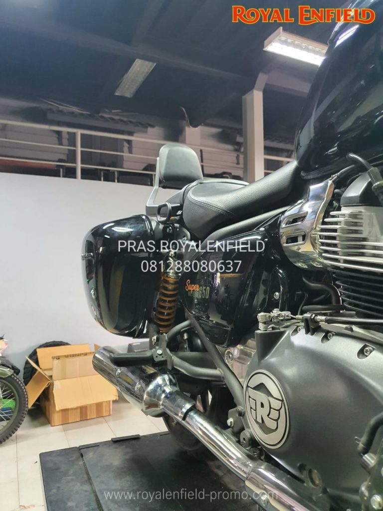Modifikasi Royal Enfield Super Meteor 650 Indonesia 2025 4
